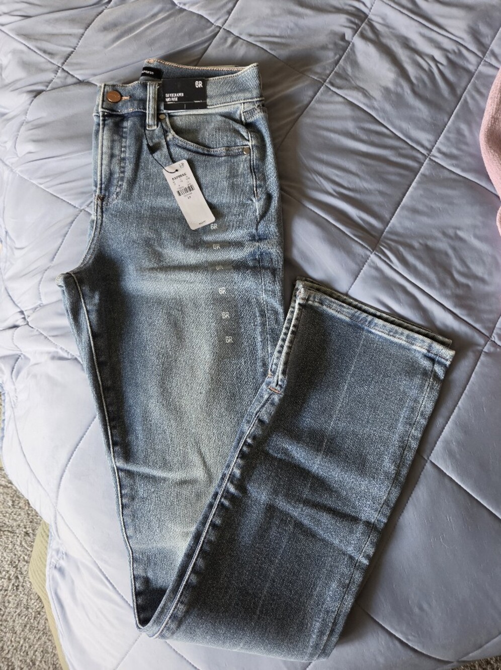 Womens Express Mid Rise Skyscraper Jeans size 6R